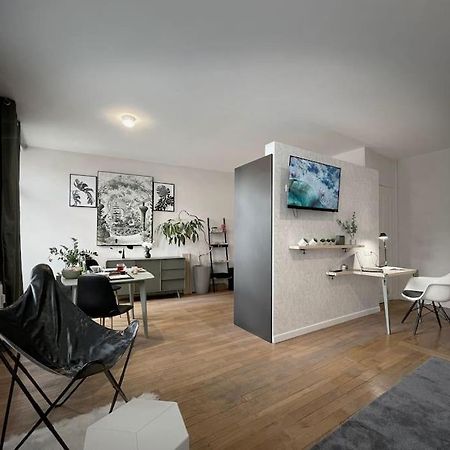 Grand Studio Confortable Situe En Centre Ville Жерарме Екстер'єр фото