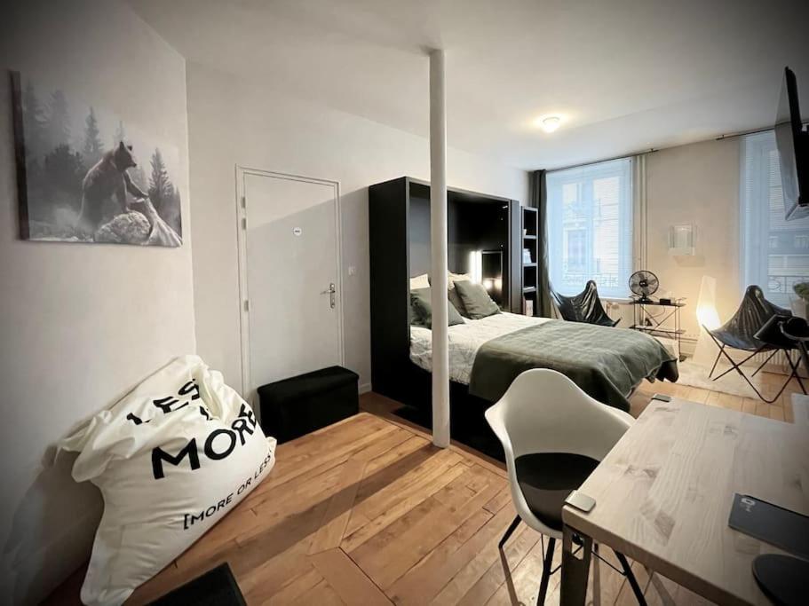 Grand Studio Confortable Situe En Centre Ville Жерарме Екстер'єр фото